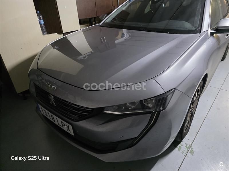 Usado Peugeot 508 SW Allure 130 CV (95 kW) 2021 Gris / plata Familiar