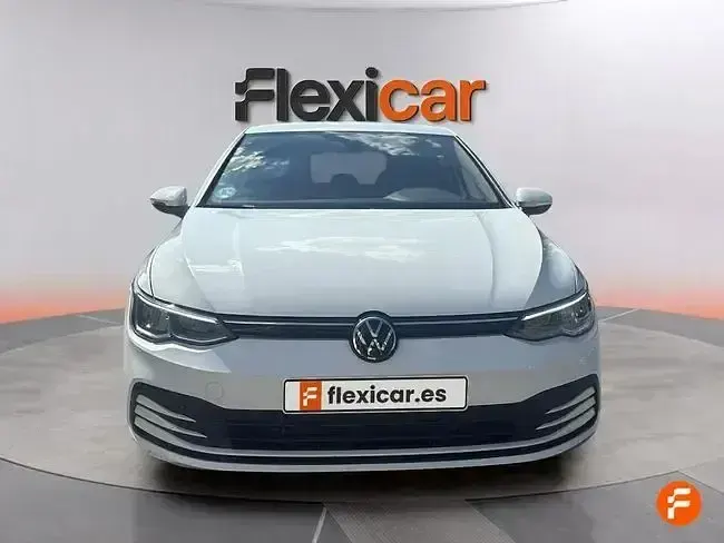 Usado VW Golf VIII Life 115 CV (84 kW) 2023 Blanco Berlina