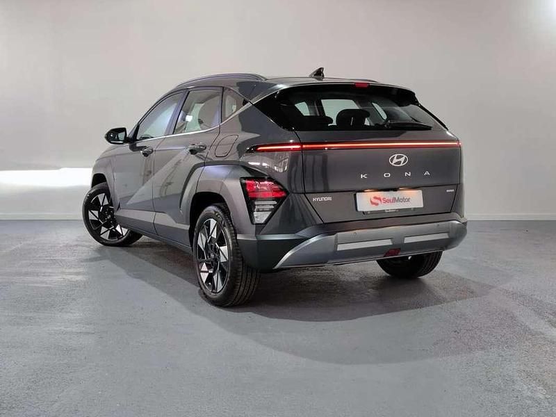 Usado Hyundai Kona 141 CV (103 kW) 2023 Gris SUV