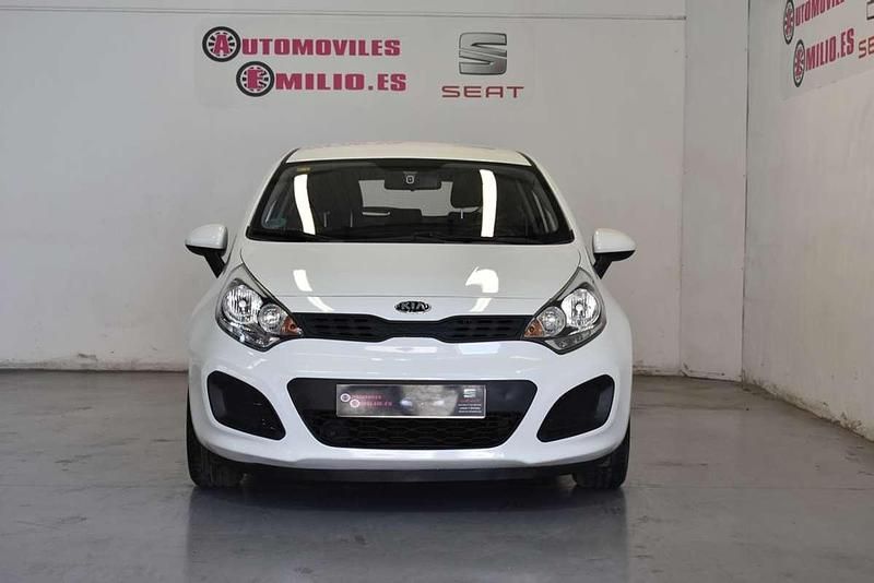 Usado Kia Rio 86 CV (63 kW) 2014 Blanco Utilitario