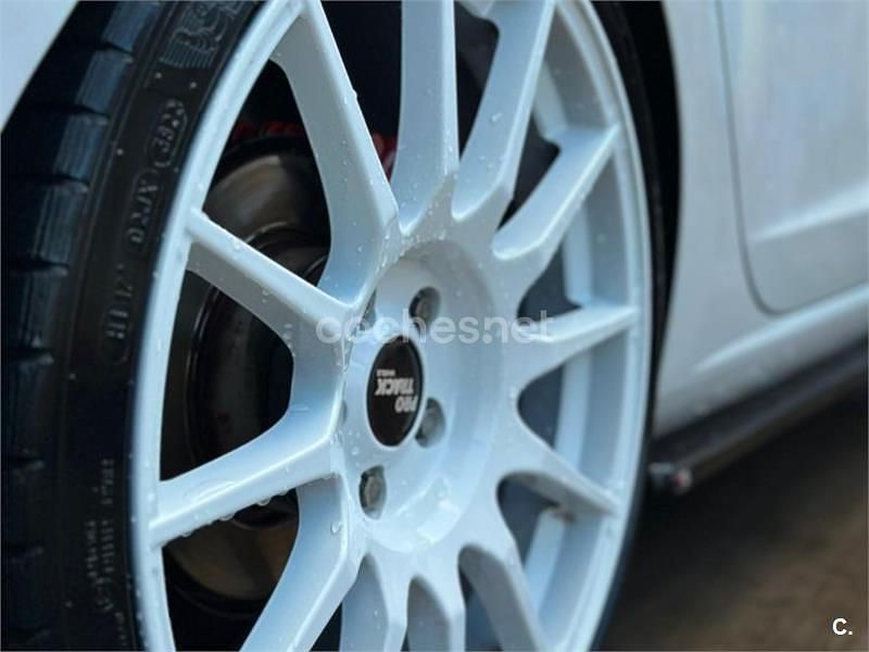 Usado Seat Leon FR 140 CV (102 kW) 2013 Blanco Berlina