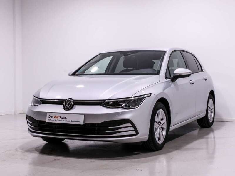 Plata reflex metalizado Usado 2023 VW Golf VIII Life Berlina | 22.490 € (Precio justo) - Imagen 1/4