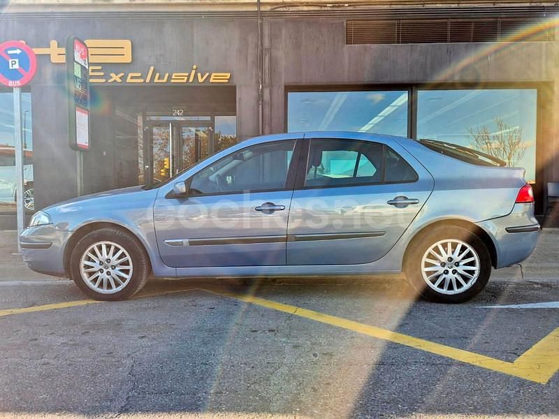 Azul Usado 2007 Renault Laguna III Authentique Berlina | 2999 € (Buen precio) - Imagen 1/4