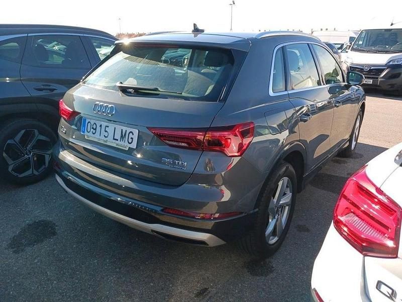 Usado Audi Q3 Advanced Plus 150 CV (110 kW) 2021 Gris SUV
