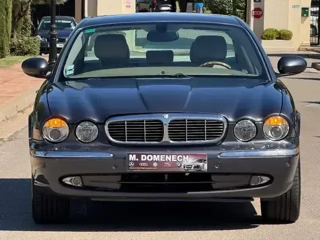 Usado Jaguar XJ Executive 298 CV (219 kW) 2004 Gris Berlina