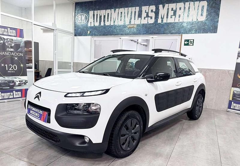 Usado Citroën C4 Cactus Feel 99 CV (72 kW) 2017 Blanco Utilitario