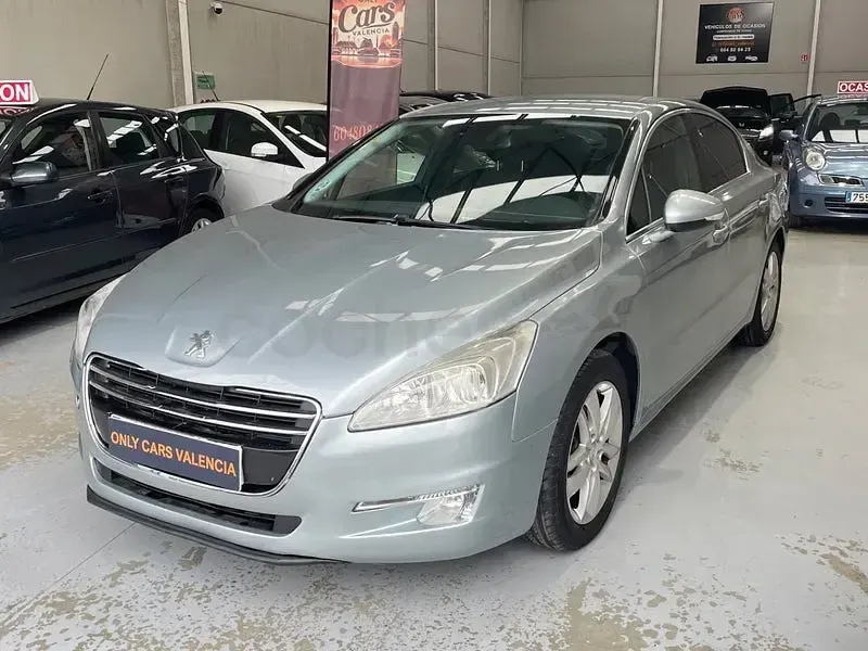 Usado Peugeot 508 Active 112 CV (82 kW) 2011 Gris / plata Berlina