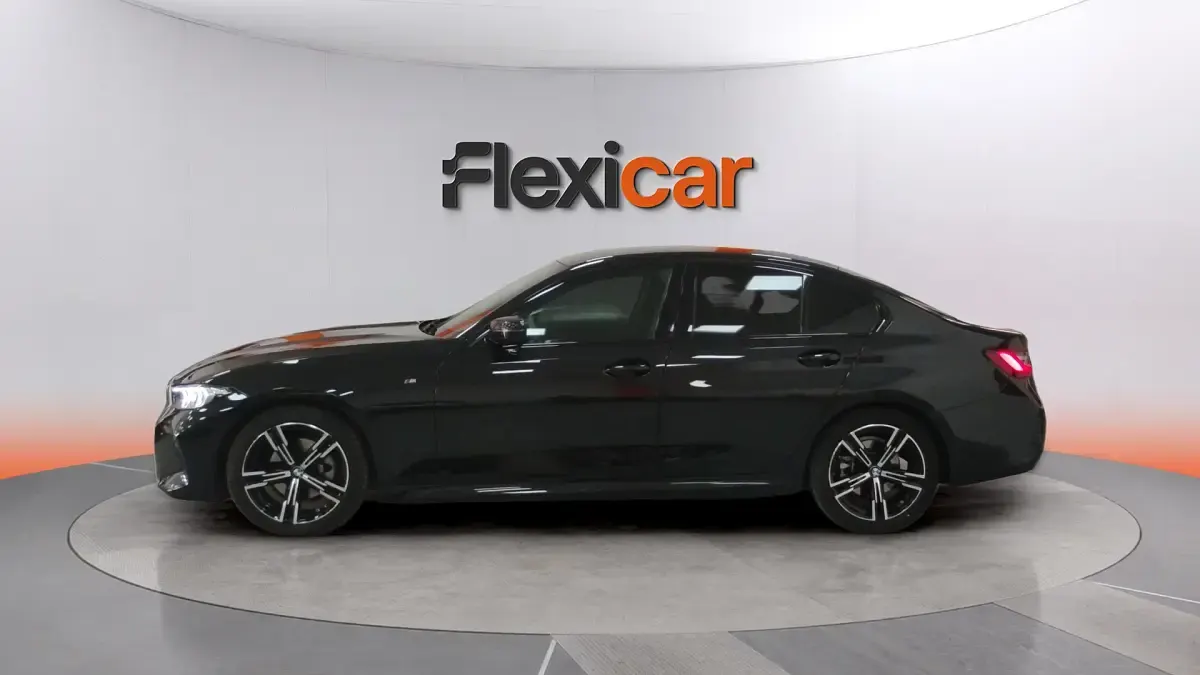 Usado BMW 320 190 CV (139 kW) 2024 Negro Berlina