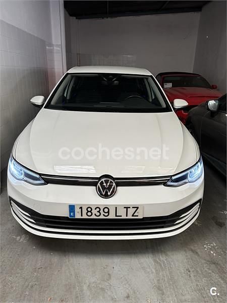 Blanco Usado 2021 VW Golf VIII Advance Familiar | 20.500 € (Buen precio) - Imagen 1/4