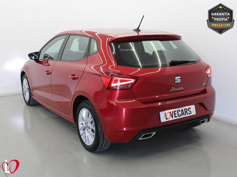 Usado Seat Ibiza FR 115 CV (84 kW) 2025 Rojo Utilitario