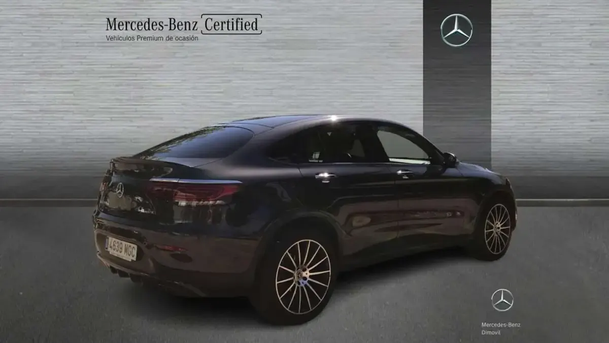 Usado Mercedes GLC220 AMG line 197 CV (144 kW) 2023 Gris SUV