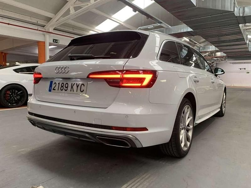 Usado Audi A4 S-Line 150 CV (110 kW) 2019 Blanco Familiar