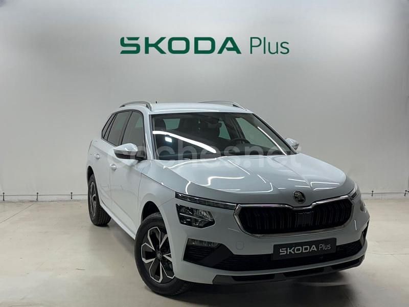 Blanco Nuevo 2025 Skoda Kamiq Selection SUV | 25.900 € (Precio justo) - Imagen 1/4