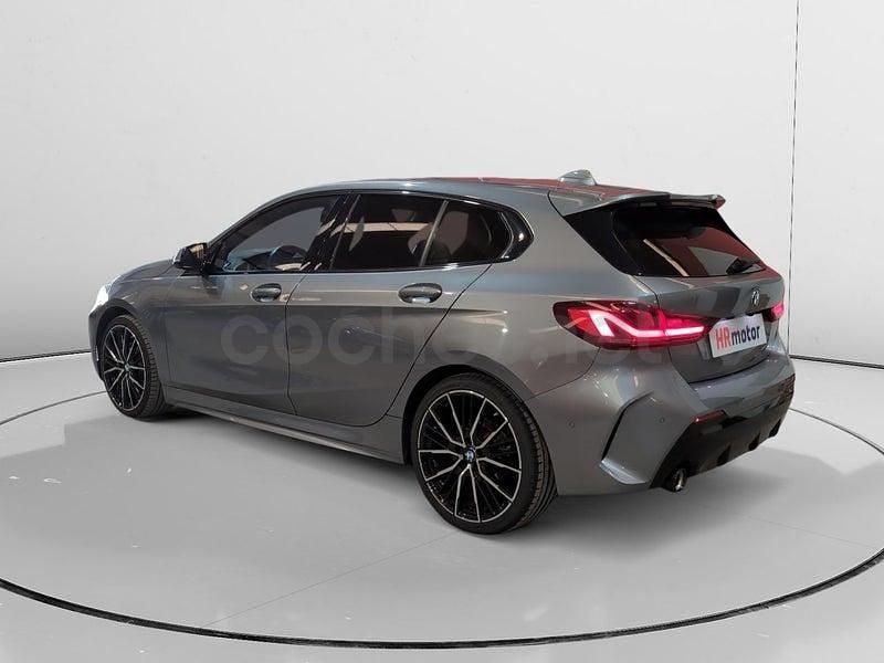 Usado BMW 118 Shadowline 136 CV (100 kW) 2024 Gris / plata Utilitario