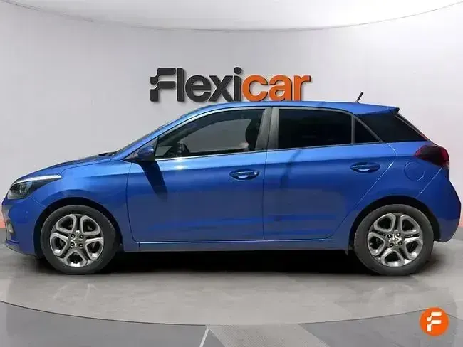 Usado Hyundai i20 100 CV (73 kW) 2018 Azul Berlina