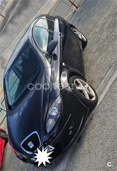 Usado Seat Toledo Sport 140 CV (102 kW) 2005 Negro Berlina