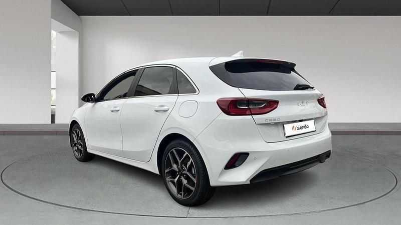 Nuevo Kia Ceed 100 CV (73 kW) 2025 Blanco Utilitario