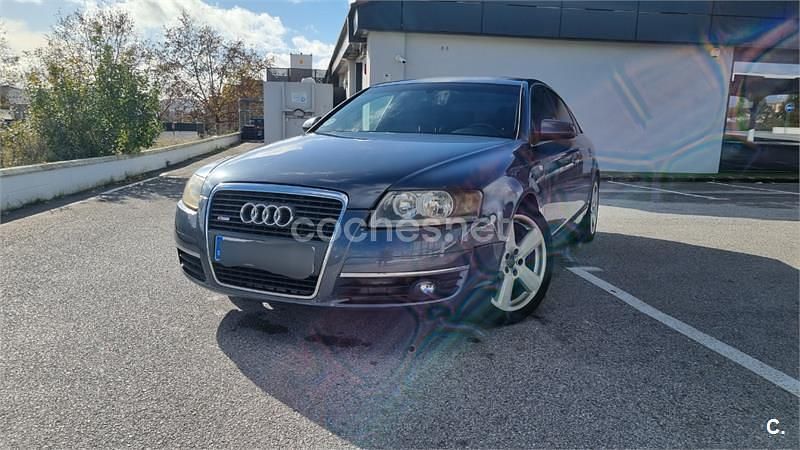 Usado Audi A6 140 CV (102 kW) 2005 Azul Berlina