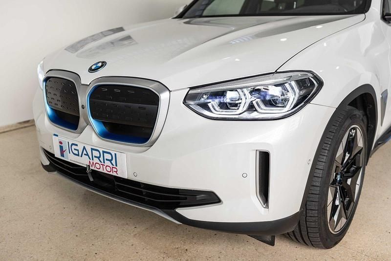 Usado BMW iX3 Comfort Edition 210 kW (286 CV) 2021 Blanco SUV