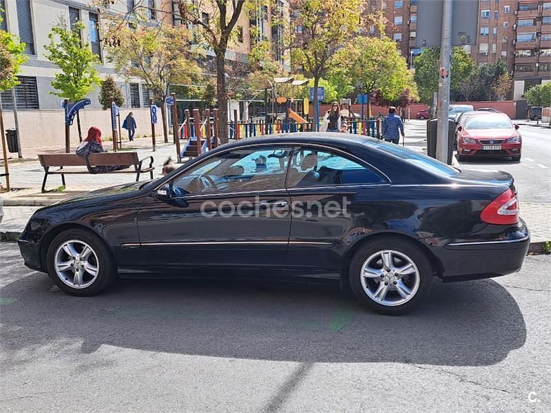 Usado Mercedes CLK200 Avantgarde 163 CV (119 kW) 2005 Negro Coupe