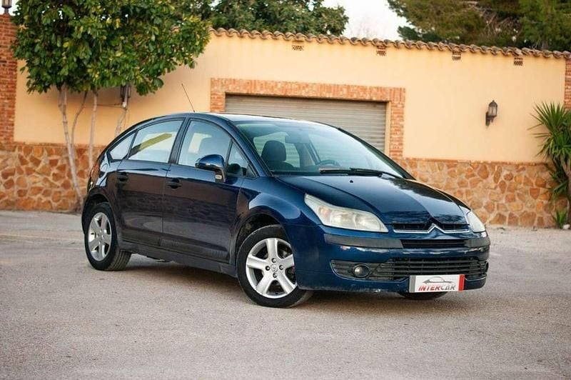 Usado Citroën C4 92 CV (67 kW) 2006 Azul Utilitario