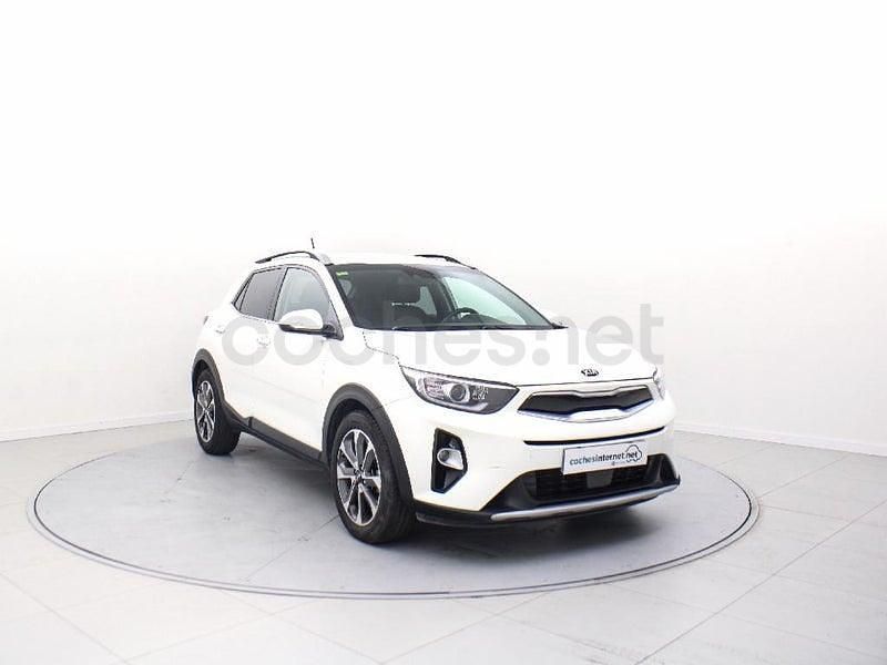 Usado Kia Stonic 110 CV (80 kW) 2018 Blanco SUV