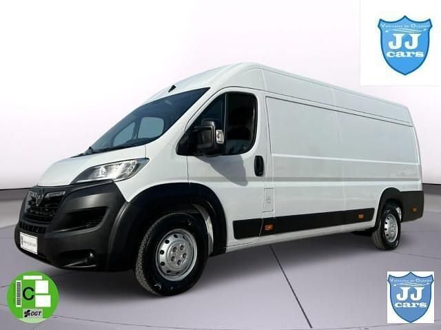 Blanco Usado 2022 Opel Movano Van | 24.990 € (Precio justo) - Imagen 1/4