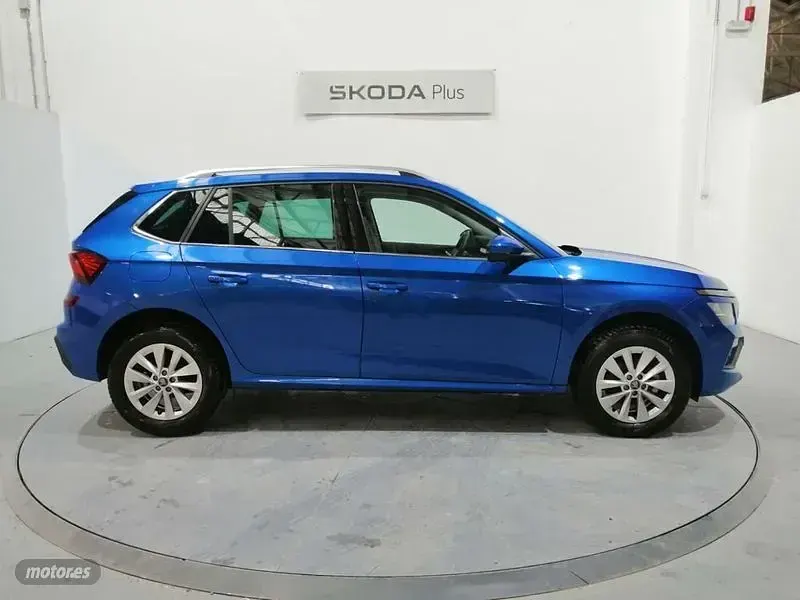 Usado Skoda Kamiq Selection 115 CV (84 kW) 2025 Azul SUV