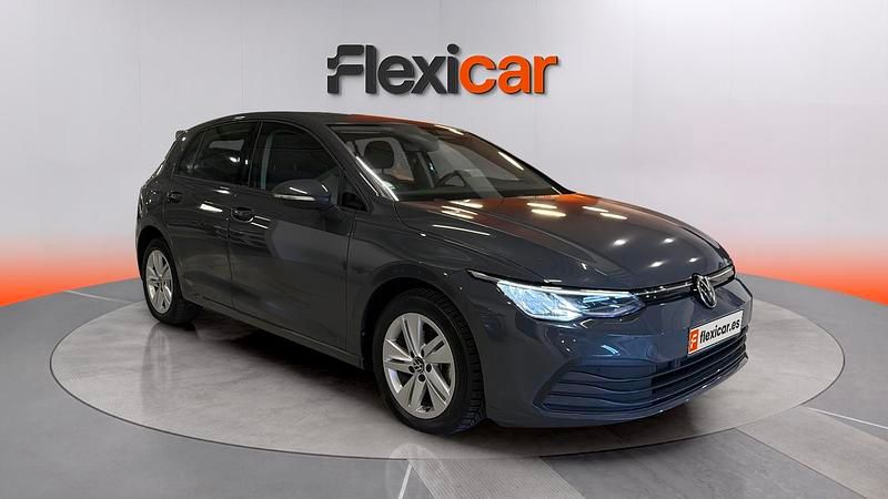 Brugt VW Golf VIII 110 HK (80 kW) 2021 Sedan