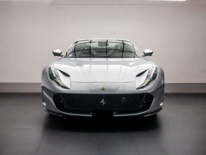 Plateado Usado 2020 Ferrari 812 Descapotable | 445.000 € - Imagen 1/3