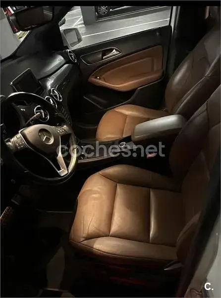 Usado Mercedes B200 136 CV (100 kW) 2012 Blanco Utilitario