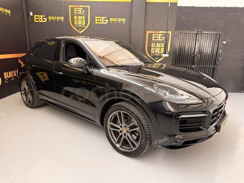 Usado Porsche Cayenne Platinum Edition 462 CV (339 kW) 2023 Negro SUV