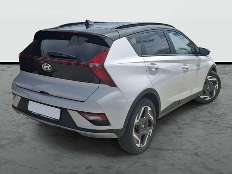 Usado Hyundai Bayon 101 CV (74 kW) 2025 Gris SUV