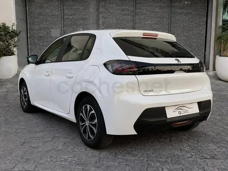 Usado Peugeot 208 Active 75 CV (55 kW) 2022 Blanco Utilitario