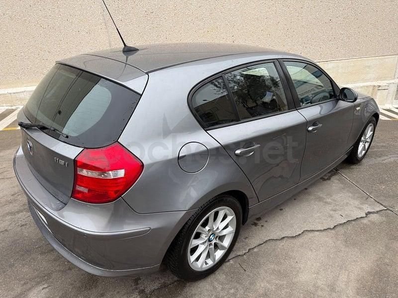 Usado BMW 116 122 CV (89 kW) 2009 Gris / plata Utilitario