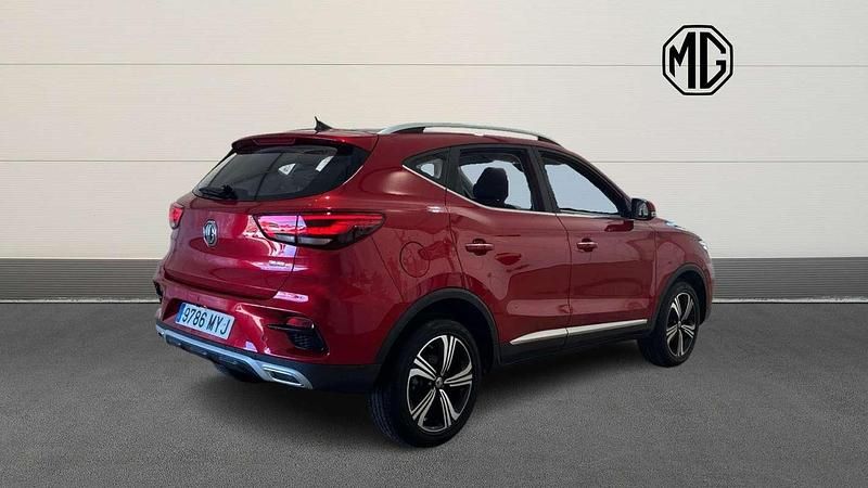 Usado MG ZS Comfort 106 CV (77 kW) 2025 Rojo SUV