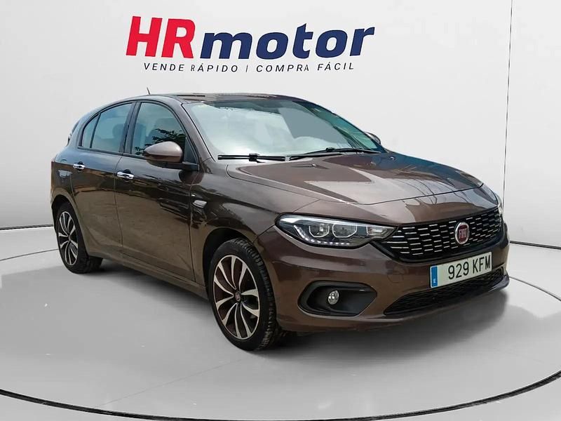 Marrón Usado 2017 Fiat Tipo Lounge Utilitario | 12.500 € (Caro) - Imagen 1/4