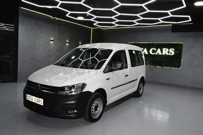 Usado VW Caddy 102 CV (75 kW) 2019 Blanco Monovolumen
