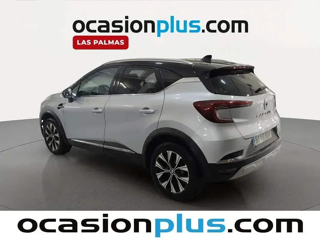 Usado Renault Captur Techno 91 CV (66 kW) 2023 Gris SUV