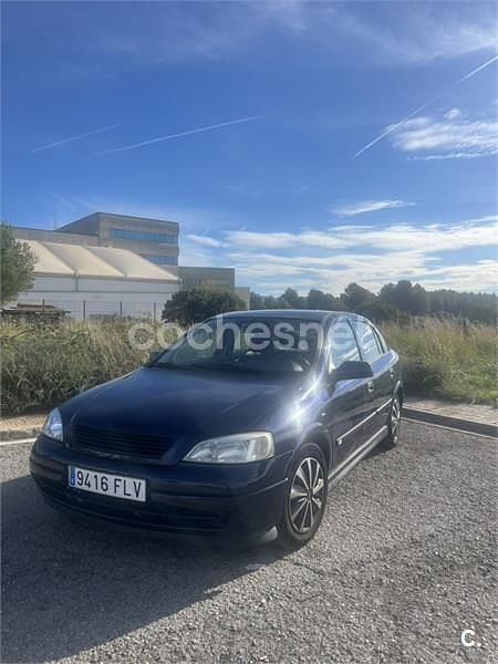Azul Usado 2007 Opel Astra Enjoy Berlina | 2000 € (Buen precio) - Imagen 1/4