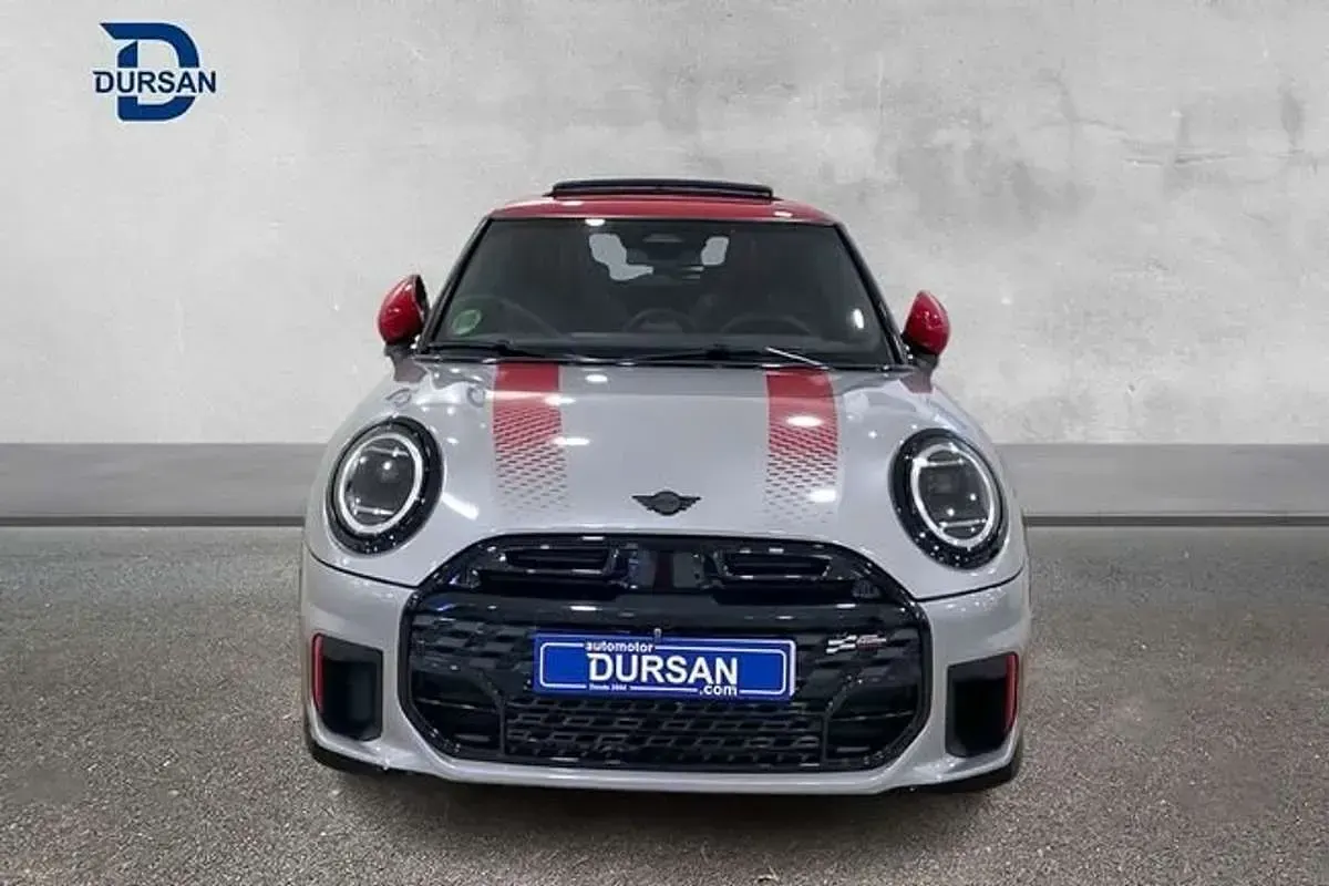 Usado Mini John Cooper Works 231 CV (169 kW) 2026 Gris Utilitario