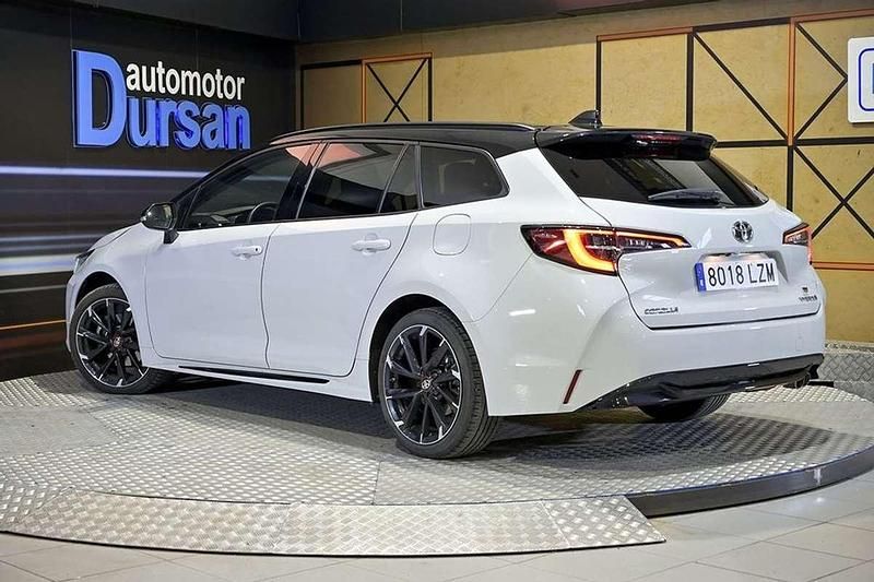 Usado Toyota Corolla Sport 184 CV (135 kW) 2022 Gris Familiar