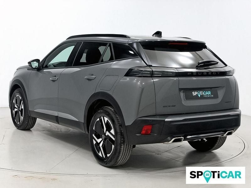 Usado Peugeot 2008 Allure 136 CV (100 kW) 2025 Gris SUV
