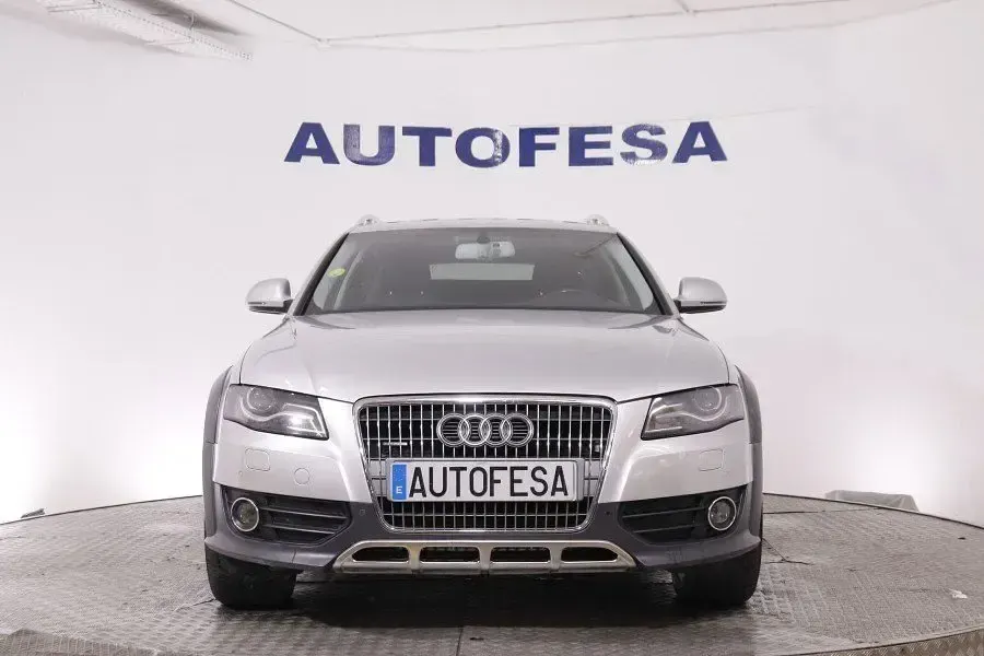Usado Audi A4 Allroad 240 CV (176 kW) 2011 Plata Familiar