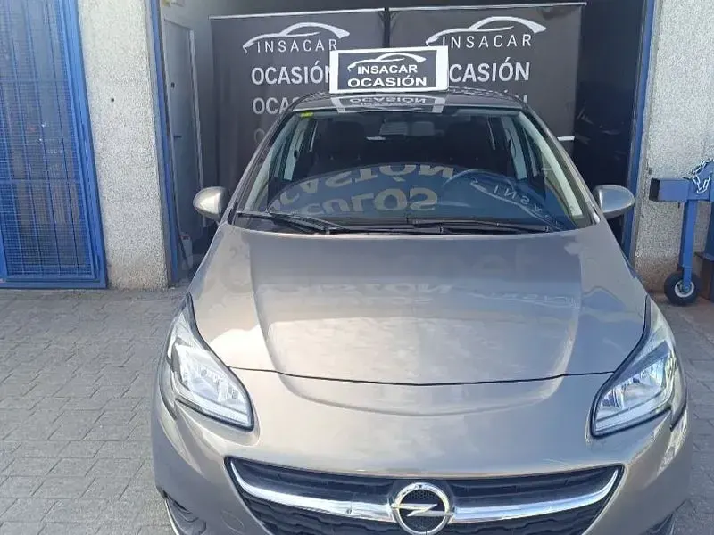 Usado Opel Corsa Selective 90 CV (66 kW) 2015 Gris / plata Utilitario