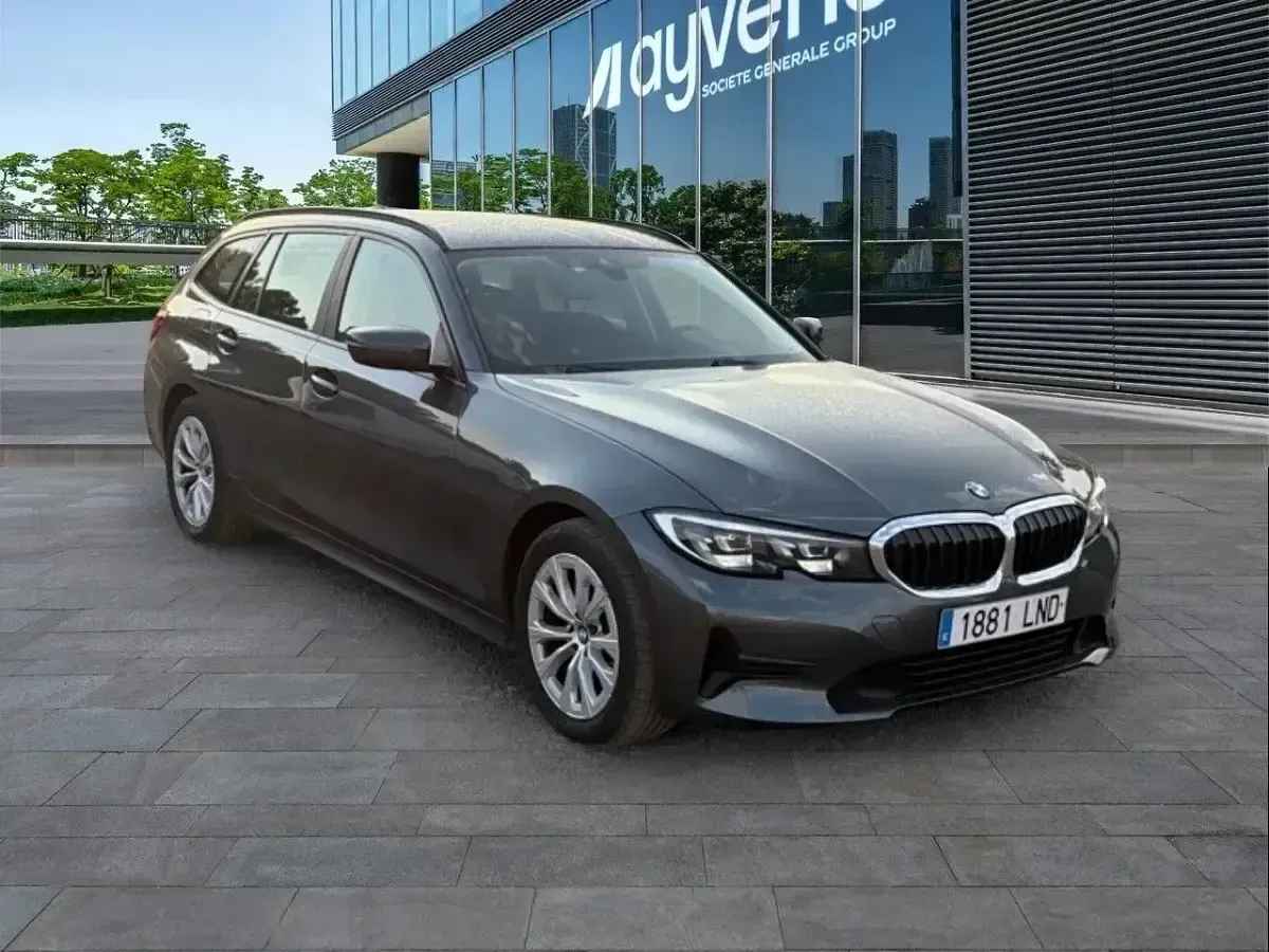 Usado BMW 318 150 CV (110 kW) 2021 Gris Familiar