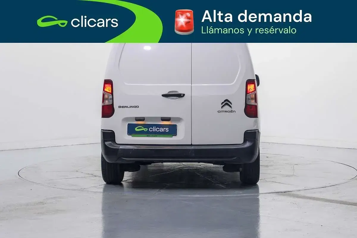 Usado Citroën Berlingo 102 CV (75 kW) 2022 Blanco Monovolumen