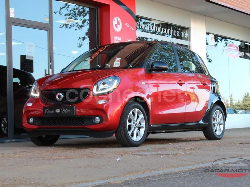 Usado Smart ForFour Passion 90 CV (66 kW) 2016 Granate Utilitario