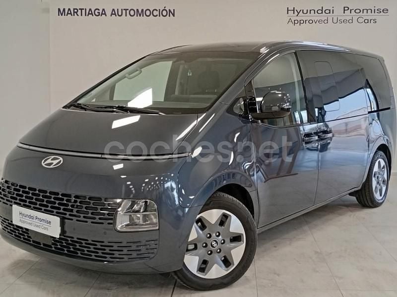 Gris / plata Usado 2024 Hyundai Staria Van | 43.995 € - Imagen 1/4