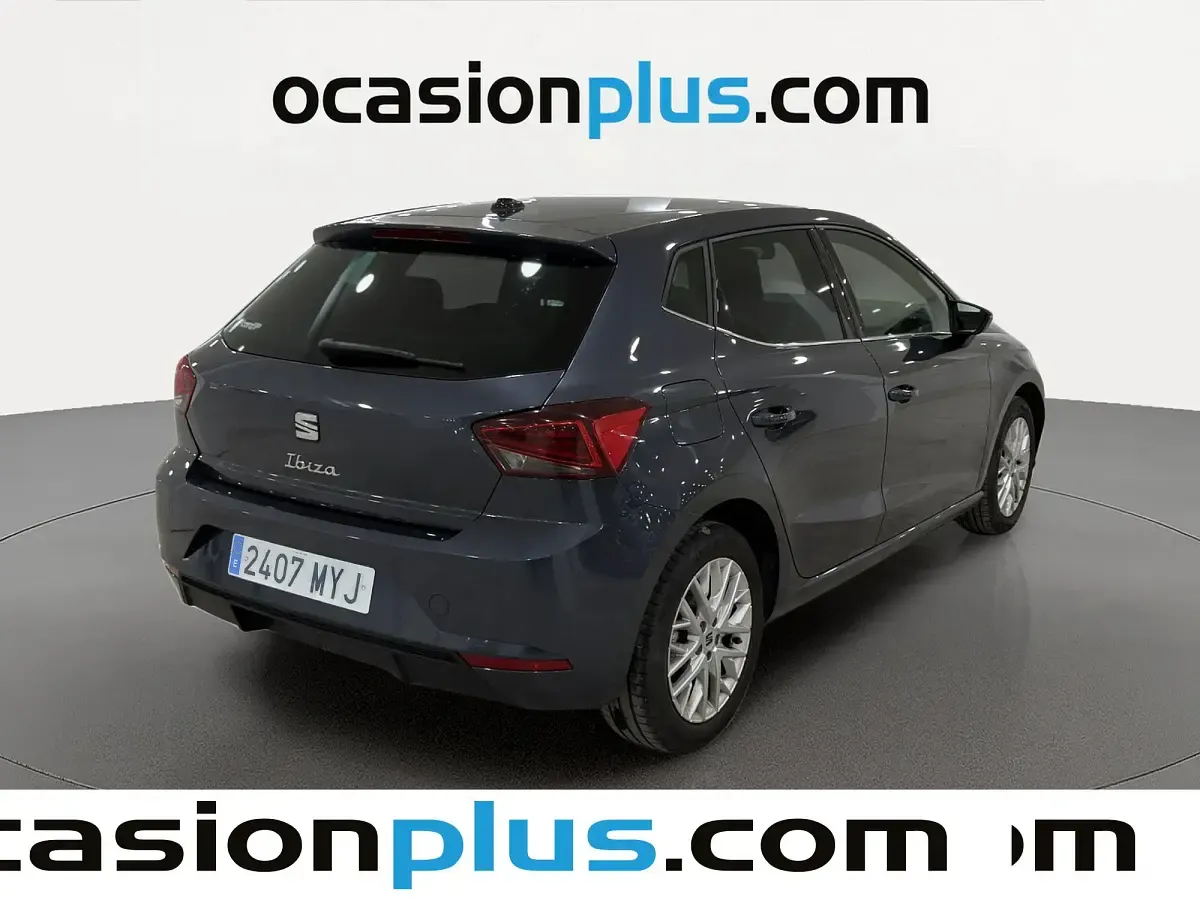 Usado Seat Ibiza XCELLENCE 116 CV (85 kW) 2025 Gris Utilitario